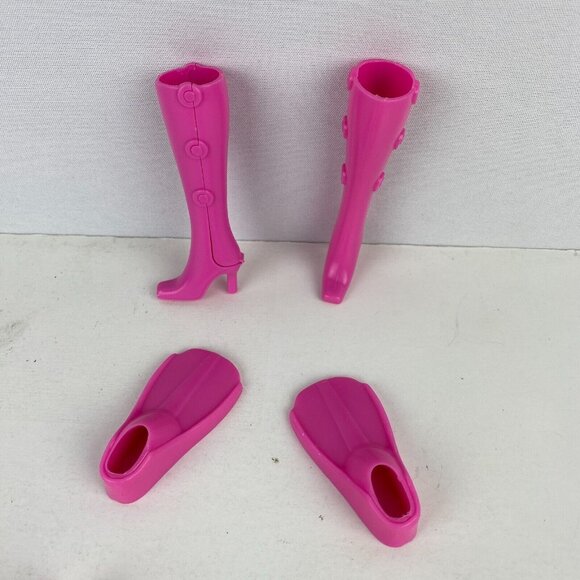 Barbie Type Pink Boots Flipper Skates Gym Shoes Kids Dolls Accessories Lot - Picture 6 of 6